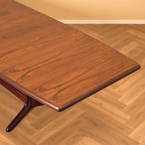 Danish dining table in Santos rosewood by Skovby Møbelfabrik