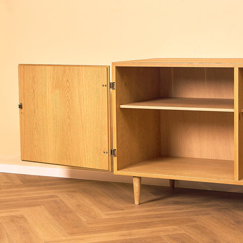 Swedish sideboard in oak, model 'Öresund' by Børge Mogensen for Karl Andersson & Söner