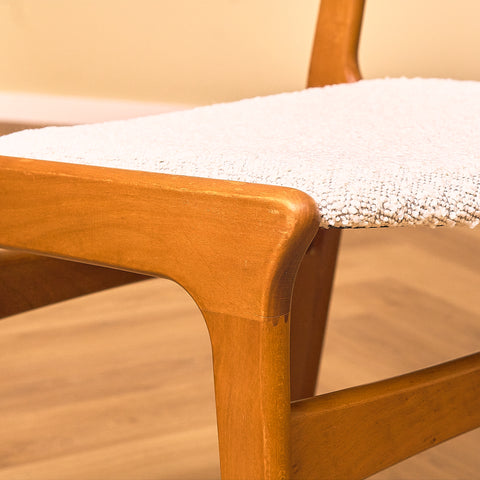 Danish set of 8 dining chairs in beech by Erik Buch for Nova Stolefabrik