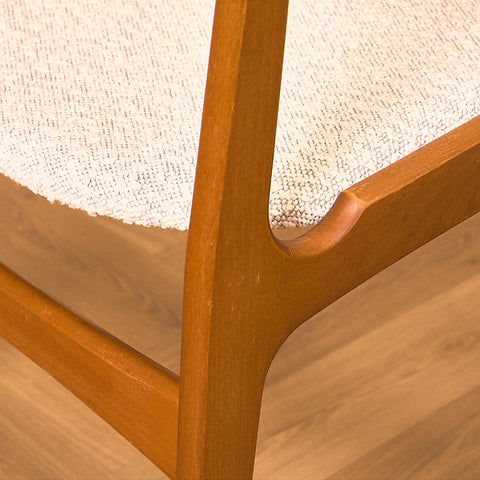 Danish set of 8 dining chairs in beech by Erik Buch for Nova Stolefabrik