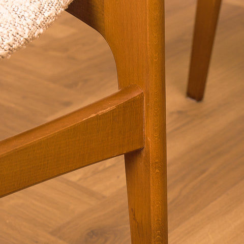Danish set of 8 dining chairs in beech by Erik Buch for Nova Stolefabrik