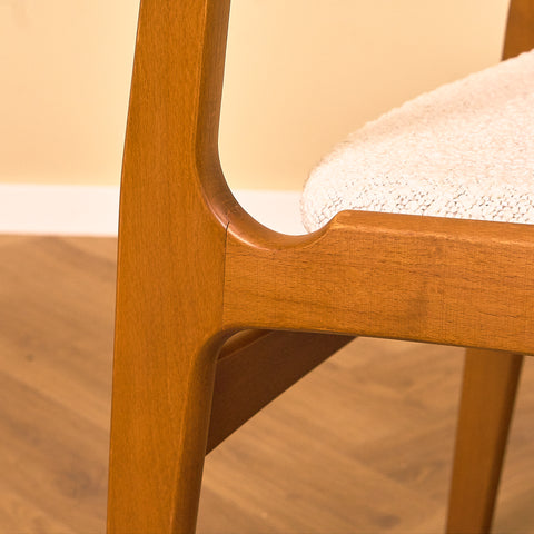 Danish set of 8 dining chairs in beech by Erik Buch for Nova Stolefabrik