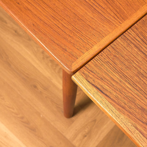 Danish dining table in teak