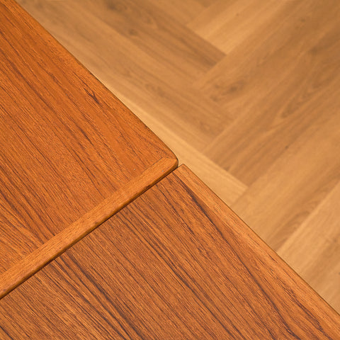 Danish dining table in teak