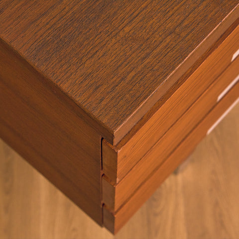 Danish writing desk in teak, model 'EP 401' by Kai Kristiansen for Feldballes Møbelfabrik