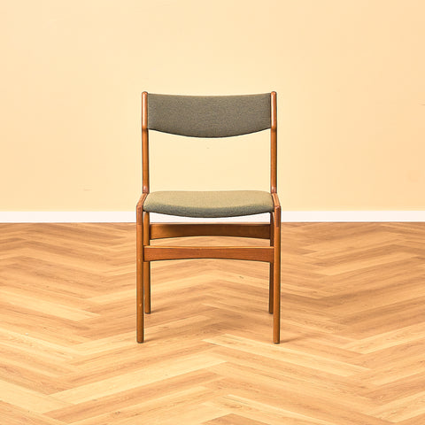 Danish dining chairs in teak by Erik Buch for Nova Stolefabrik