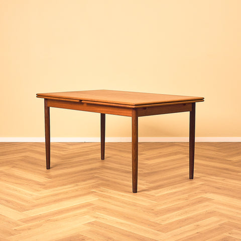 Extendable Teak Dining Table