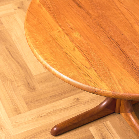 Danish round coffee table in solid teak by Salling Stolefabrik, Durup