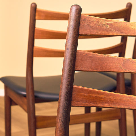 Danish set of 10 dining chairs in Santos rosewood