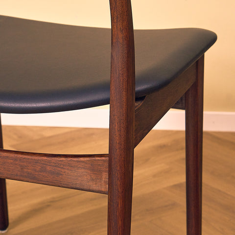 Danish set of 10 dining chairs in Santos rosewood