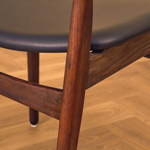 Danish set of 10 dining chairs in Santos rosewood