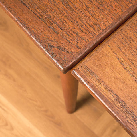 Danish dining table in teak