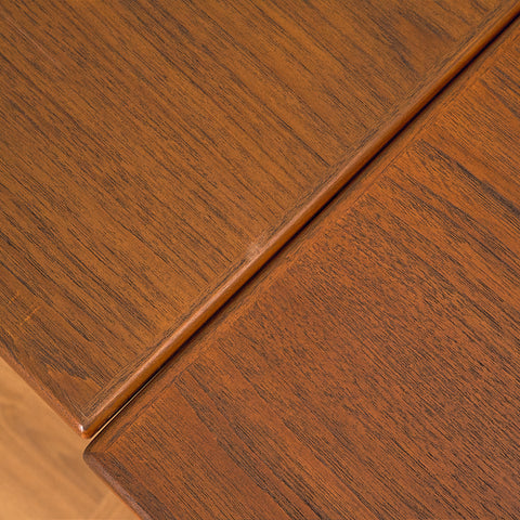 Danish dining table in teak