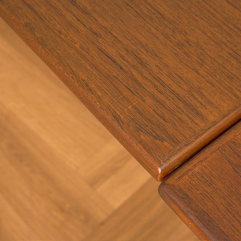 Danish dining table in teak