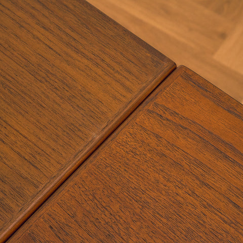 Danish dining table in teak
