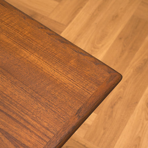 Danish dining table in teak