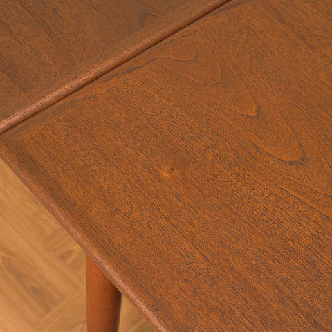 Danish dining table in teak