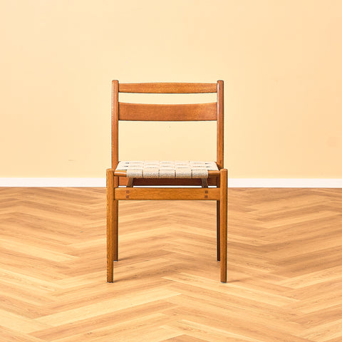 Swedish dining chairs in oak, model 'Kaj' by Vidar Malmsten