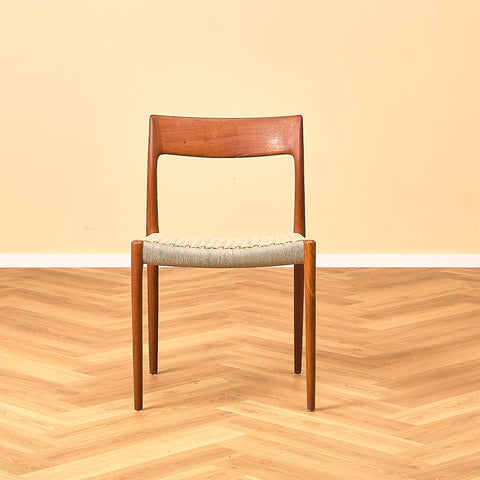Danish dining chairs 'model 77' in teak by Niels Otto Møller for J.L. Møllers Møbelfabrik