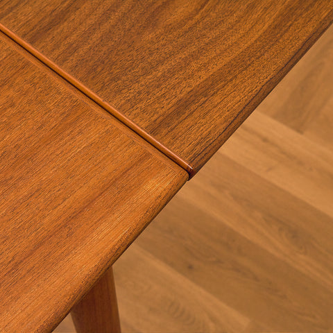 Danish dining table in teak