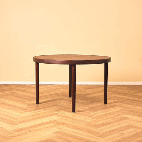 Danish round dining table in mahogany by Bramin