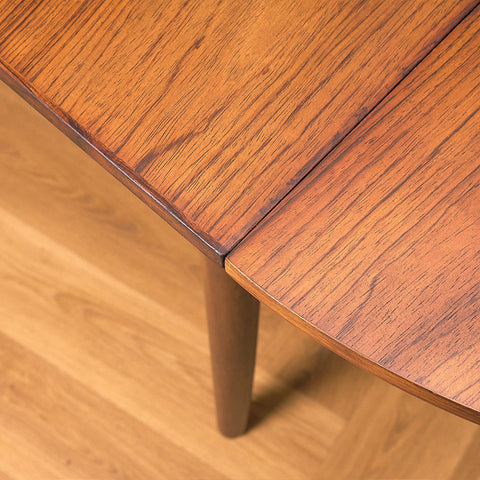 Danish dining table in Santos rosewood 'Arne Vodder style'