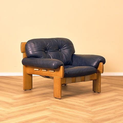 Finnish armchair in solid oak, model 'Africa' by Esko Pajamies for Asko Oy