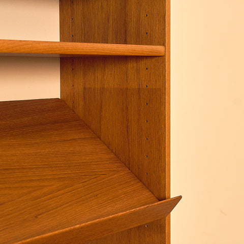 Swedish bookshelf in teak by B. Fridhagen for Bodafors