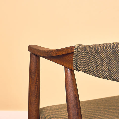 Danish dining armchairs in walnut 'model 213' by Thomas Harlev for Farstrup