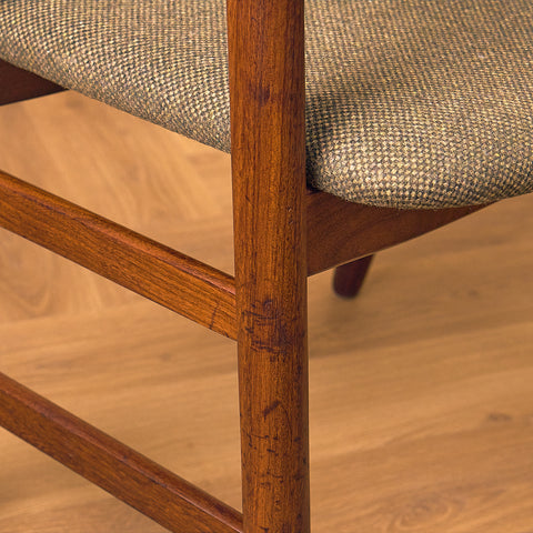 Danish dining armchairs in walnut 'model 213' by Thomas Harlev for Farstrup