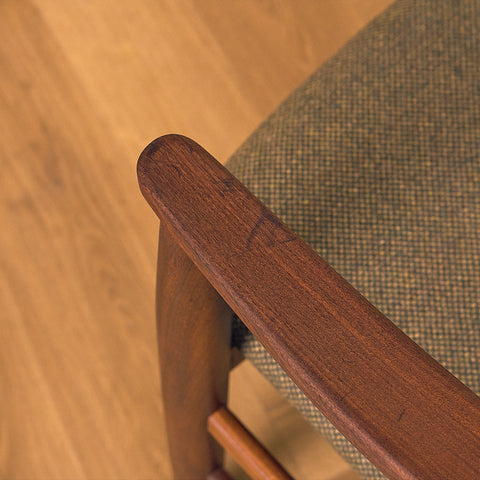 Danish dining armchairs in walnut 'model 213' by Thomas Harlev for Farstrup