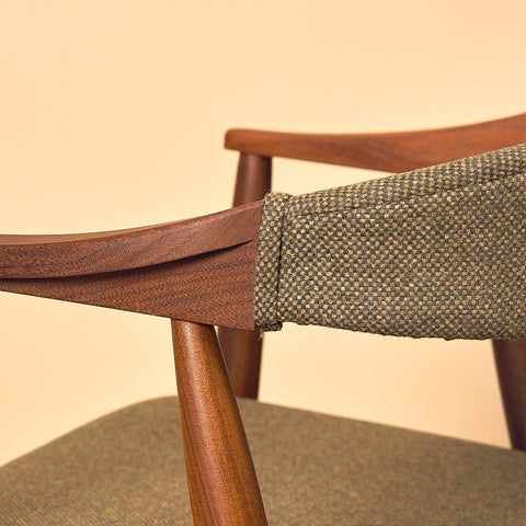 Danish dining armchairs in walnut 'model 213' by Thomas Harlev for Farstrup