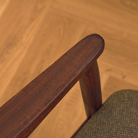 Danish dining armchairs in walnut 'model 213' by Thomas Harlev for Farstrup