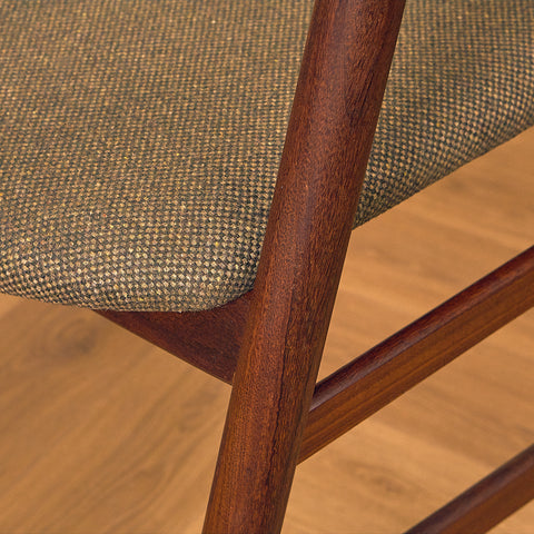 Danish dining armchairs in walnut 'model 213' by Thomas Harlev for Farstrup