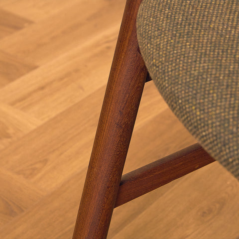 Danish dining armchairs in walnut 'model 213' by Thomas Harlev for Farstrup
