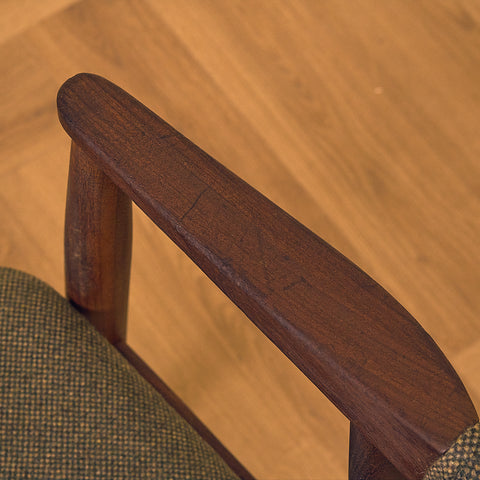 Danish dining armchairs in walnut 'model 213' by Thomas Harlev for Farstrup