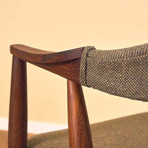 Danish dining armchairs in walnut 'model 213' by Thomas Harlev for Farstrup