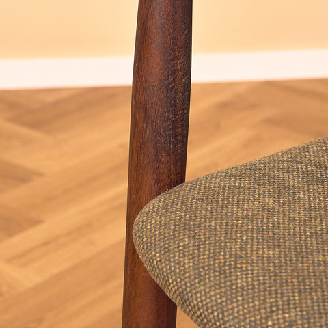 Danish dining armchairs in walnut 'model 213' by Thomas Harlev for Farstrup
