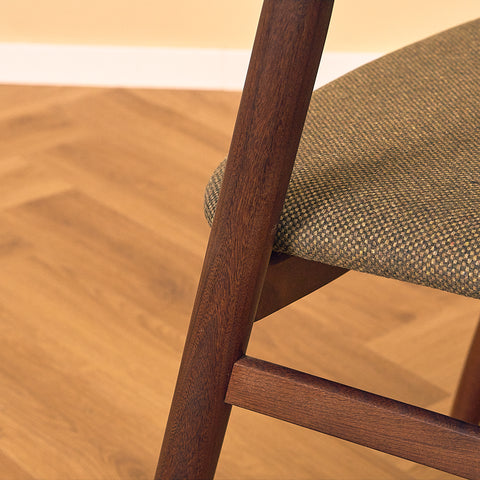 Danish dining armchairs in walnut 'model 213' by Thomas Harlev for Farstrup
