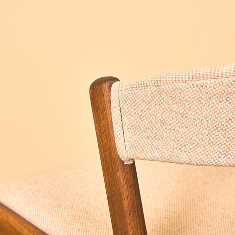 Danish dining chairs by Høng Stolefabrik