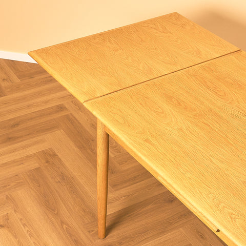 Oak Extendable Dining Table