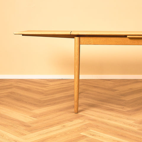Oak Extendable Dining Table