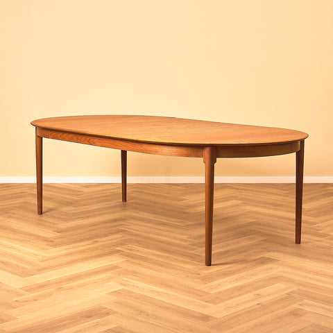 Danish round dining table in teak