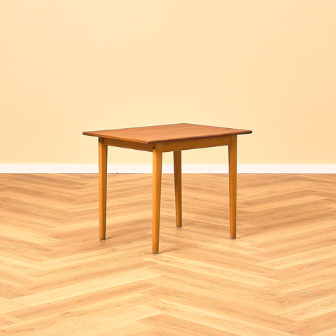 Vistaholm Lill Per Teak Side Table