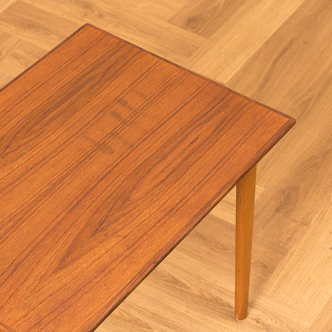 Vistaholm Lill Per Teak Side Table