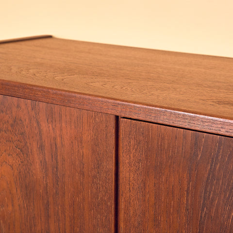 Danish highboard in teak and oak