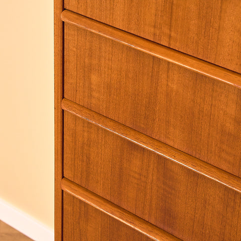 Danish chest of drawers in teak