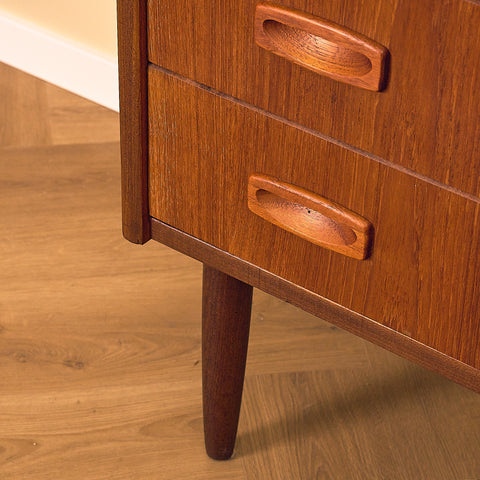 Danish chest of drawers in teak in Kai Winding style