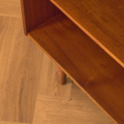 Svensk bokhylla i teak