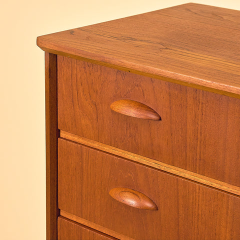Danish chest of drawers in teak